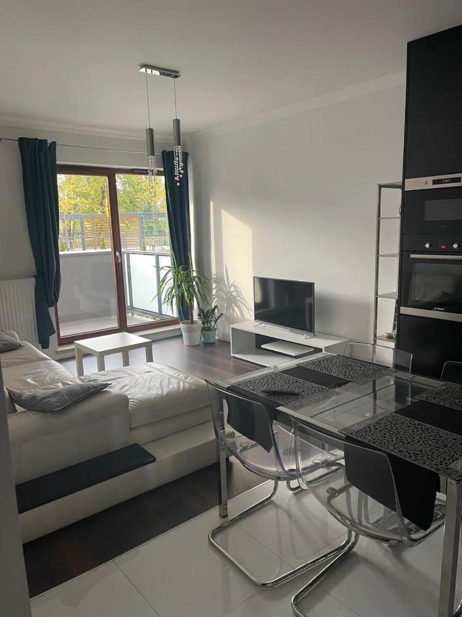 House4You Apartament Sakura Airport Chopin Warschau Buitenkant foto